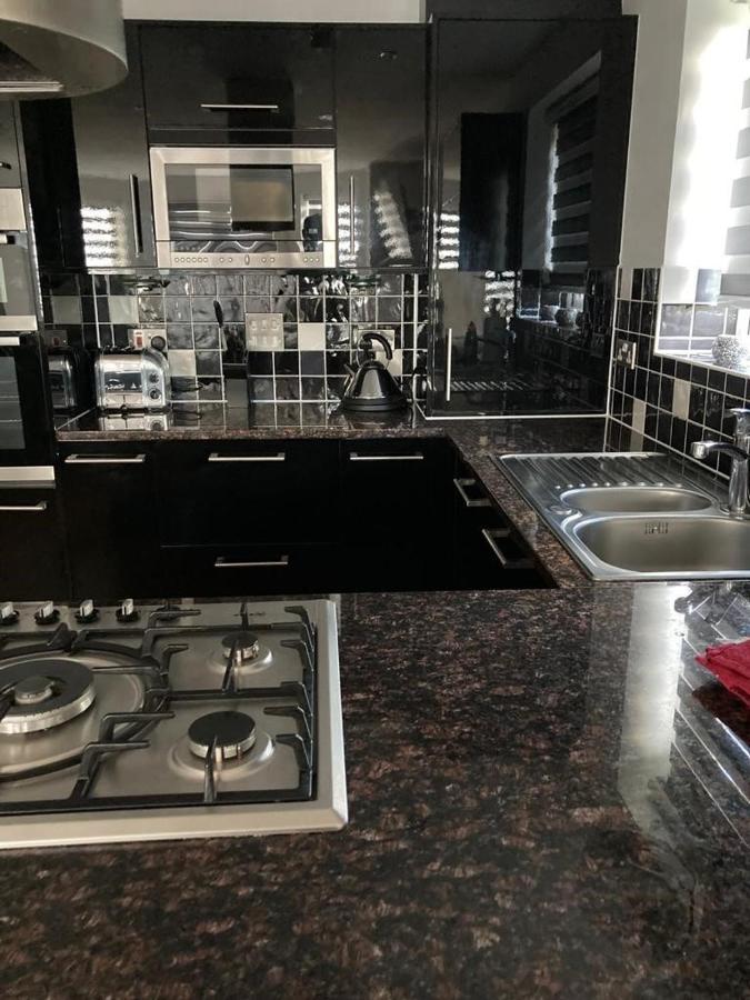 Shorthorn Apartment, 53A Sea Road كارليون باي المظهر الخارجي الصورة